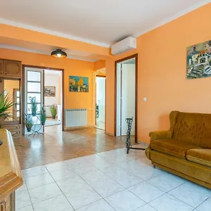  Apartament Virna