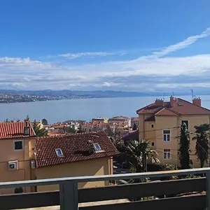 Ellena Sunshine Gostinjska kuća